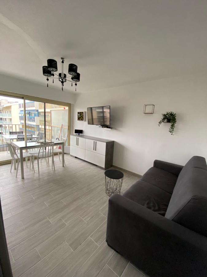 Superbe Appartement Renove A Neuf A 100M De La Mer ジュアン・レ・パン エクステリア 写真
